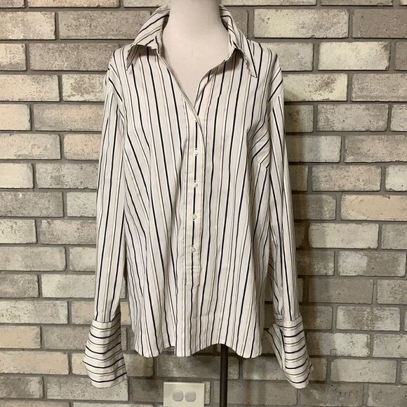 3for$20 button front 18/20 - Picture 1 of 4
